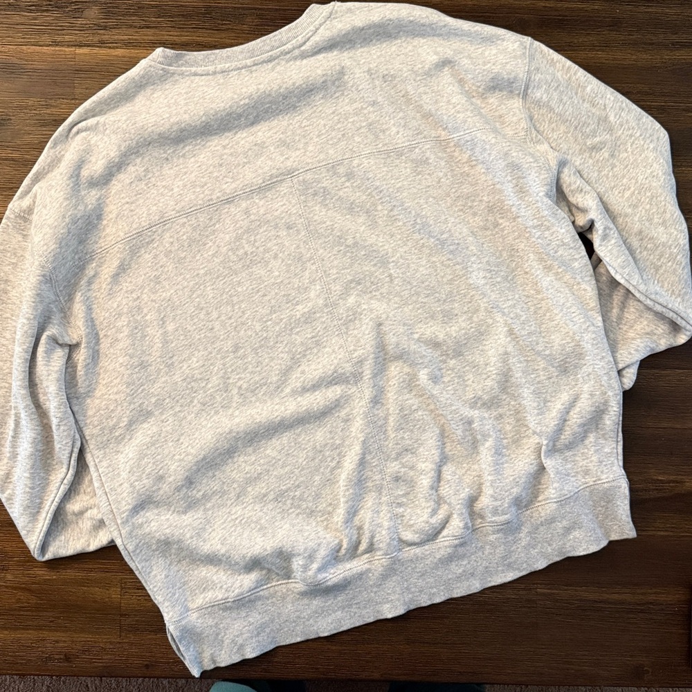 Disneyland Mickey Cutie Ghost 2025 Light Heather Gray Pullover Sweatshirt Large - Picture 12 of 15